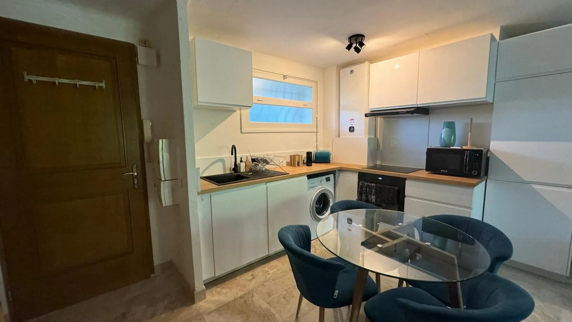B023 Tres Bel Appartement Proche De La Mer A Cannes