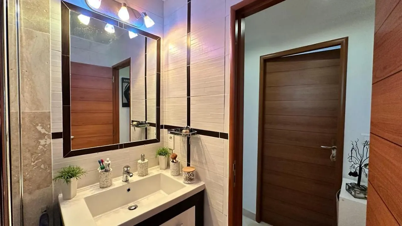 B023 Tres Bel Appartement Proche De La Mer A Cannes Apartment